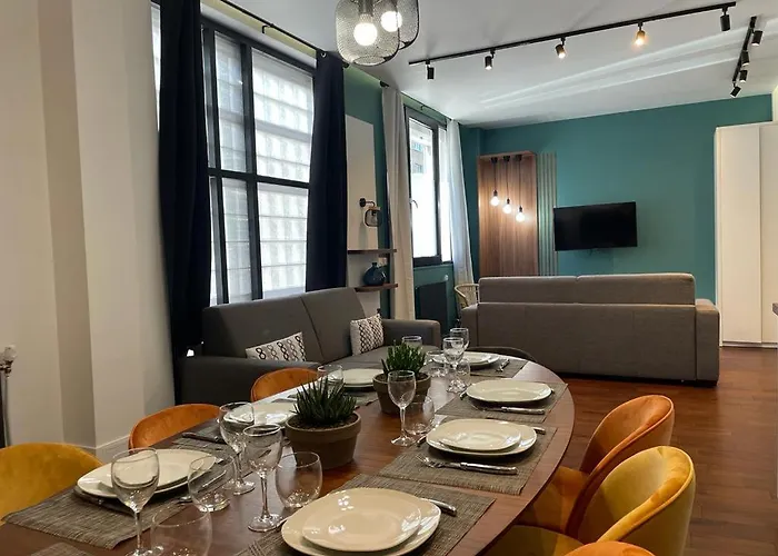 197 Tom - Superb In Apartment Paris
